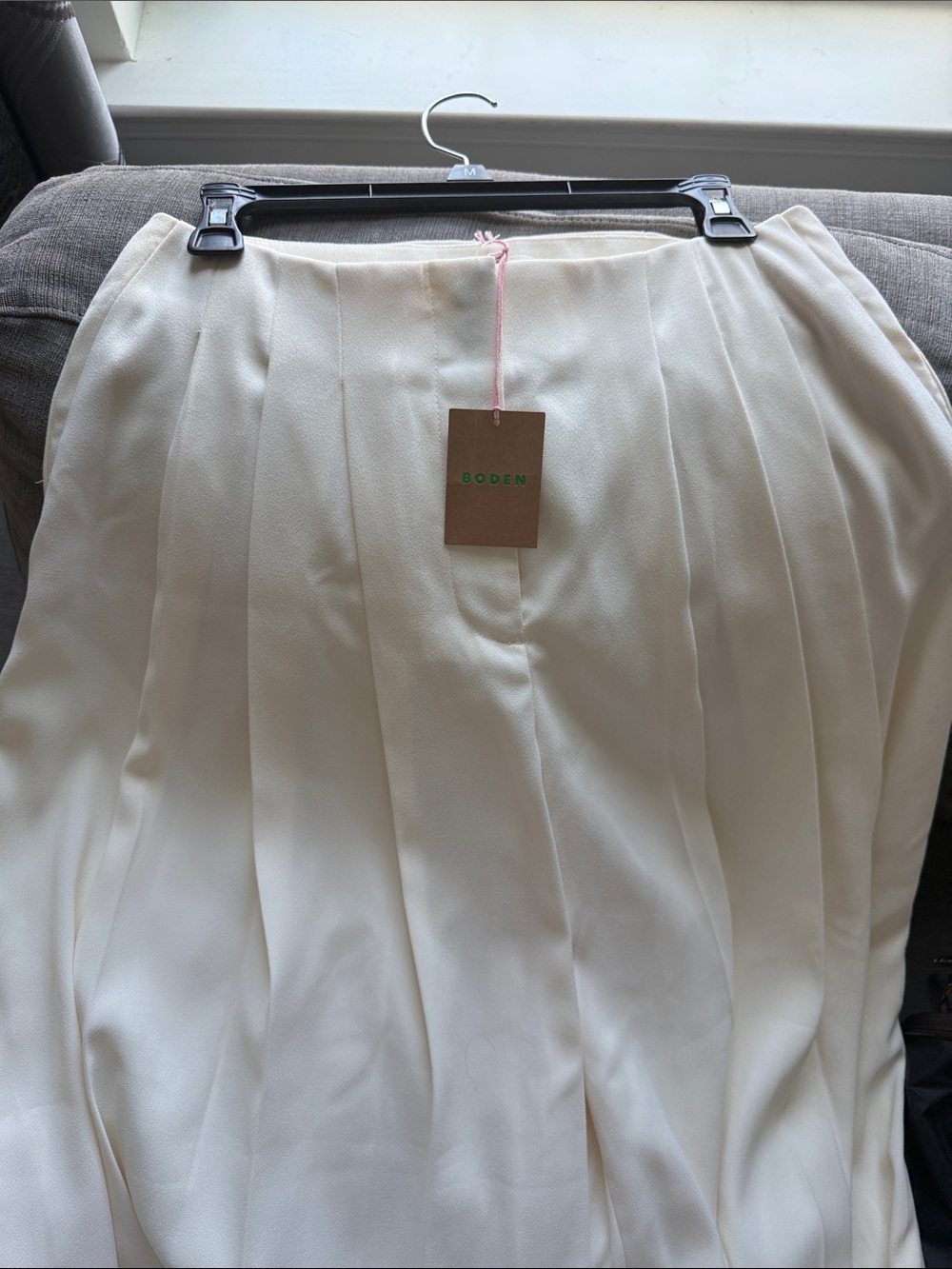 Boden Cream Pleated wide leg pants - Picture 9 of 12